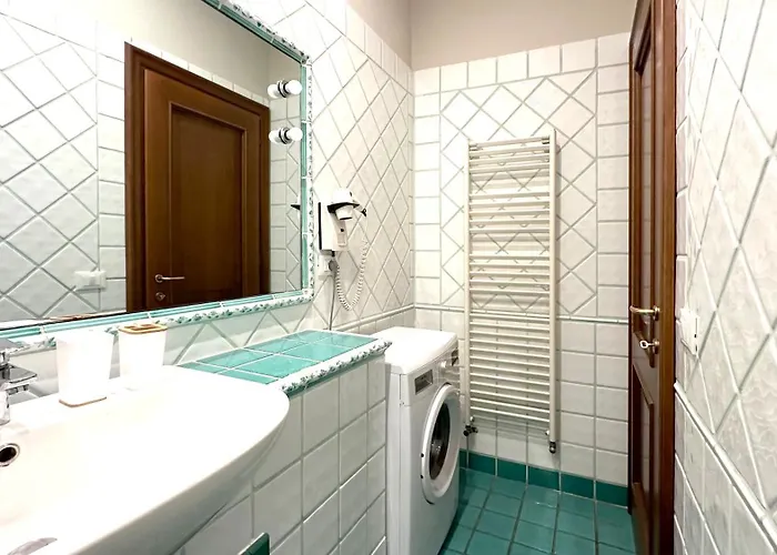 Int 9 - Sasan By San Luca